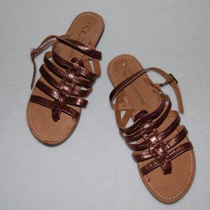 NWOB CL by Laundry Flat Leather Sandal Calli Shoes, Size 8